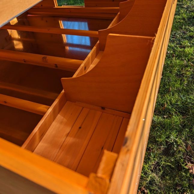 Hühnerstall Bassette XXL 15 bis 18 Hühner Blechdach